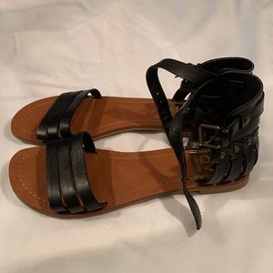 Dolce Vita - black flat sandals